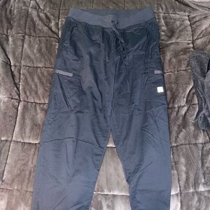 Uniform Advantage Buttersoft Jogger Scrubs- Medium Petite